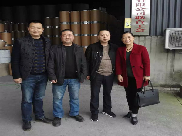 株洲市華興紙桶包裝有限責(zé)任公司,株洲市華興紙桶包裝,株洲鍍鋅桶,株洲油漆桶,株洲彩桶 株洲市華興紙桶包裝有限責(zé)任公司,株洲市華興紙桶包裝,株洲鍍鋅桶,株洲油漆桶,株洲彩桶